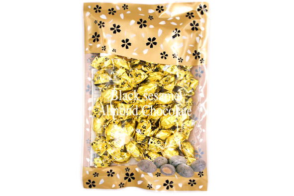 kurogoma almond chocolate